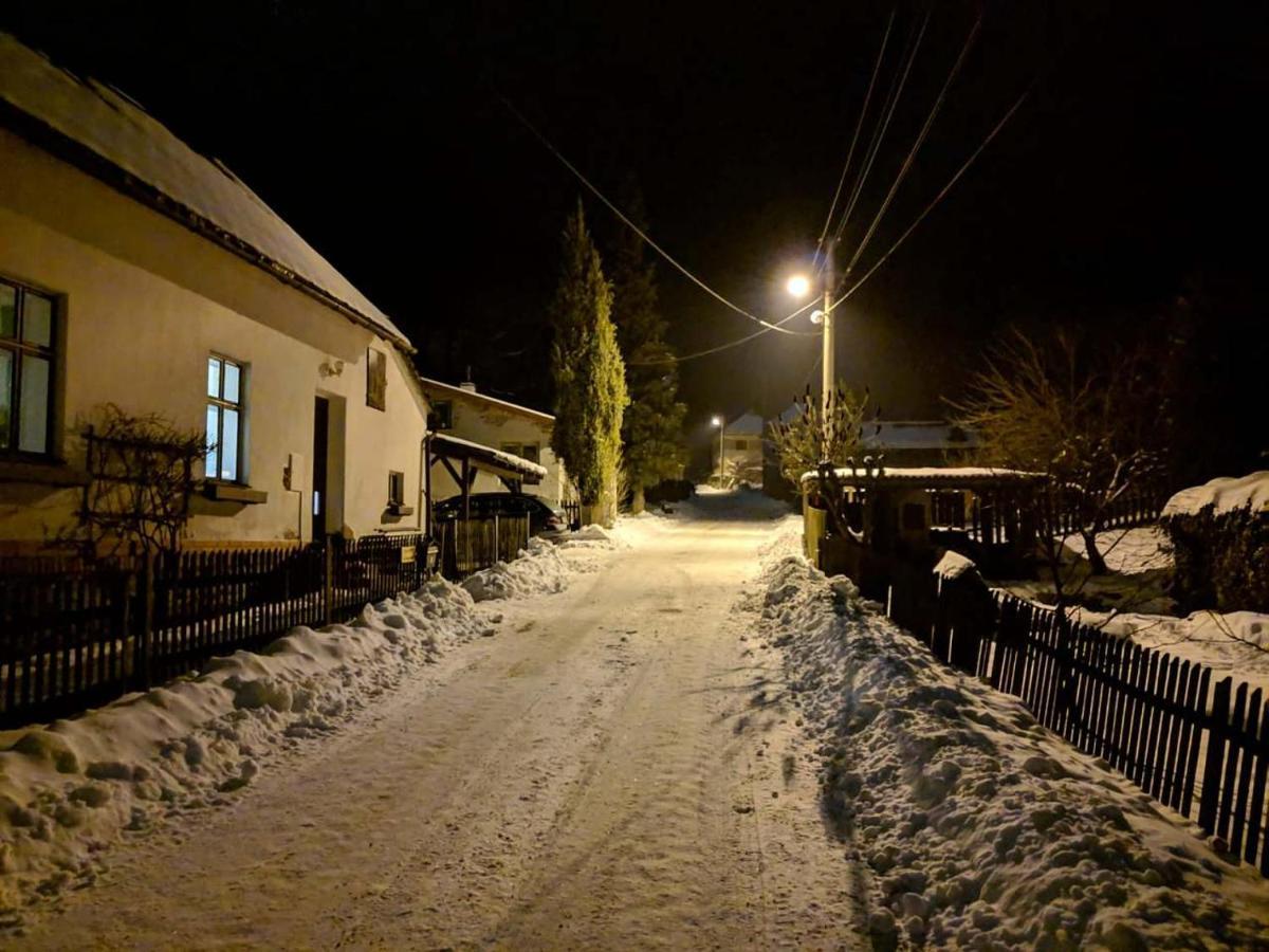 Вілла Chaloupka Na Konci Sveta Raskov Екстер'єр фото
